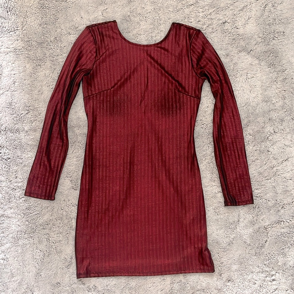 Red Metallic Body-con Dress!